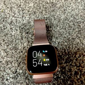 Fitbit versa 2